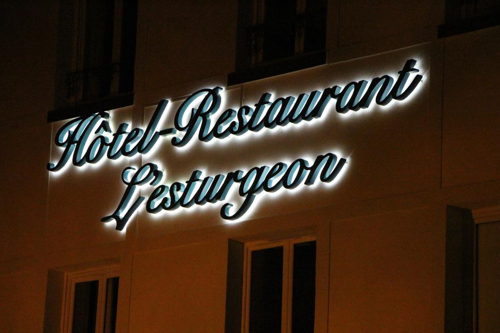 Hotel L'Esturgeon Πουασί Εξωτερικό φωτογραφία