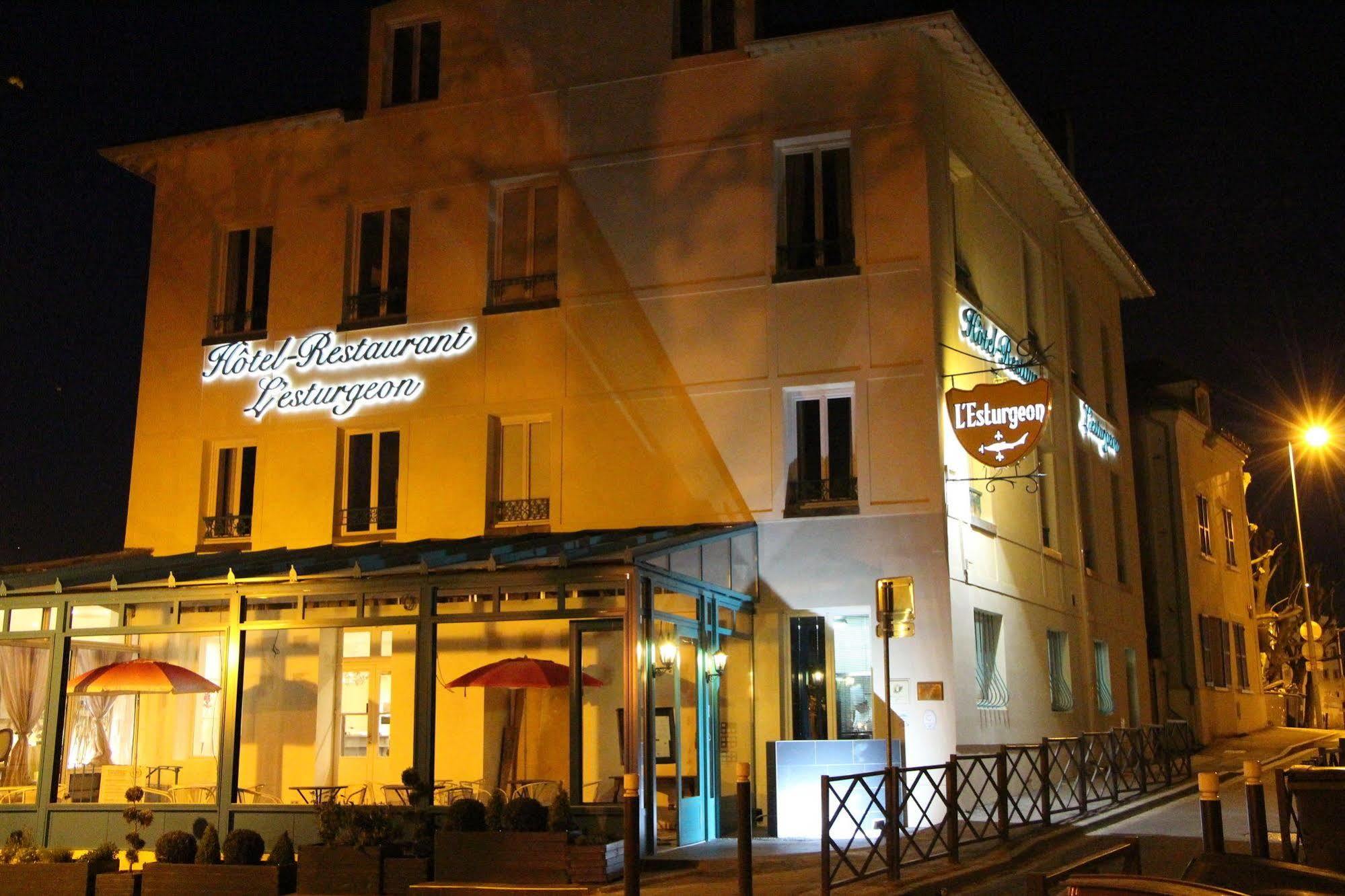 Hotel L'Esturgeon Πουασί Εξωτερικό φωτογραφία