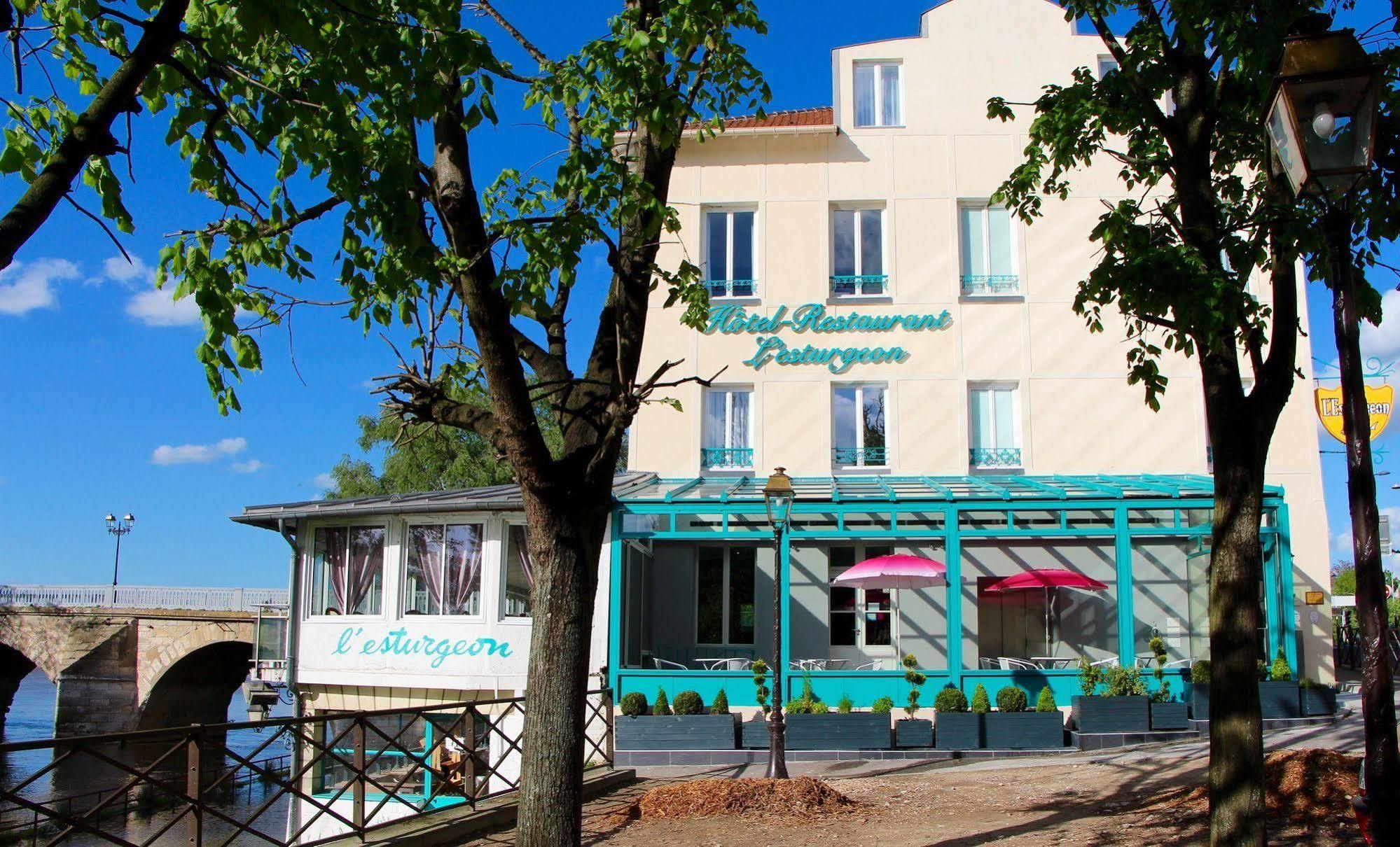 Hotel L'Esturgeon Πουασί Εξωτερικό φωτογραφία